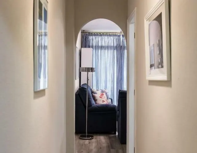 Appartement Marine & Coastal Lifestyle: Sea, Sun And